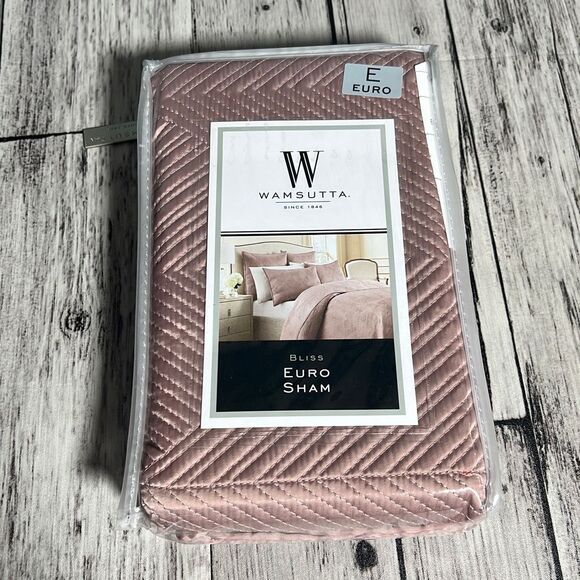 Wamsutta Euro Sham New With Tags 26” X 26” - Picture 1 of 5